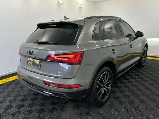 AUDI-Q5-2.0 45 TFSI GASOLINA S LINE BLACK QUATTRO S TRONIC AUDI-Q5-2024