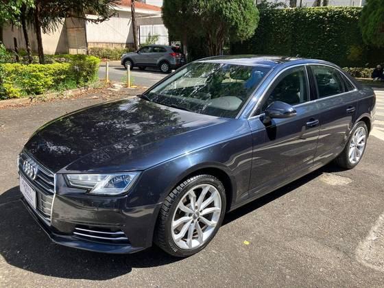 AUDI A4 2.0 TFSI AMBIENTE GASOLINA 4P S TRONIC