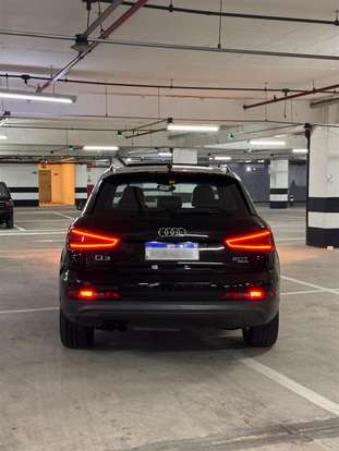 AUDI-Q3-2012