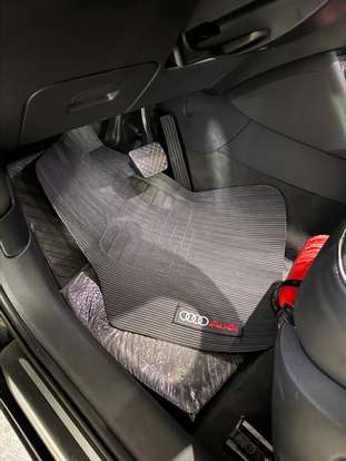 AUDI-Q3-2012