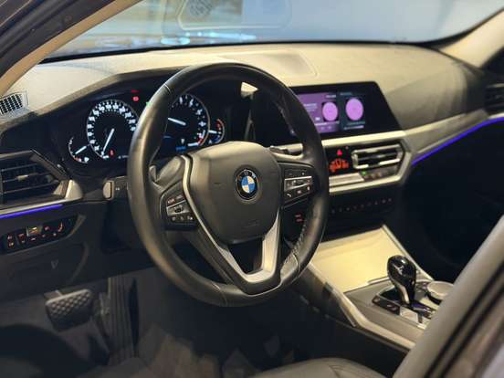 BMW-320i-2.0 16V TURBO GASOLINA GP AUTOMÁTICO BMW-320i-2020