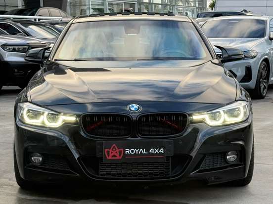 BMW-320i-2018