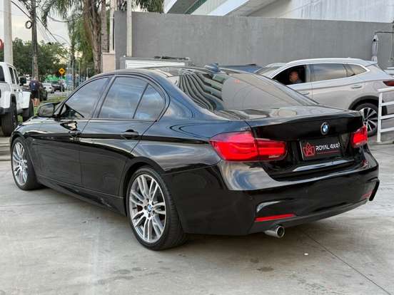 BMW-320i-2018