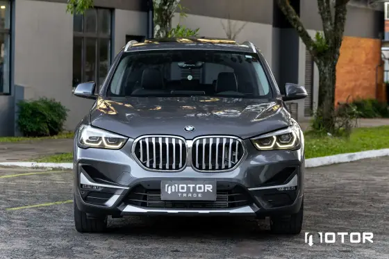 BMW X1 2.0 16V TURBO ACTIVEFLEX SDRIVE20I X-LINE 4P AUTOMÁTICO BMW X1 2.0 16V TURBO ACTIVEFLEX SDRIVE20I X-LINE 4P AUTOMÁTICO