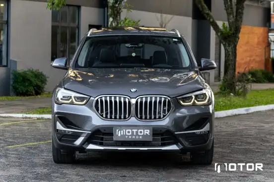 BMW-X1-2.0 16V TURBO ACTIVEFLEX SDRIVE20I X-LINE 4P AUTOMÁTICO BMW-X1-2022