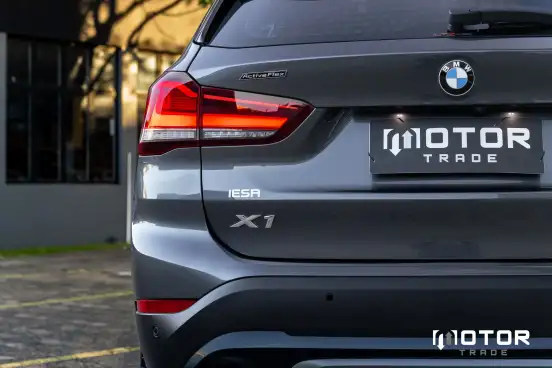 BMW-X1-2.0 16V TURBO ACTIVEFLEX SDRIVE20I X-LINE 4P AUTOMÁTICO BMW-X1-2022