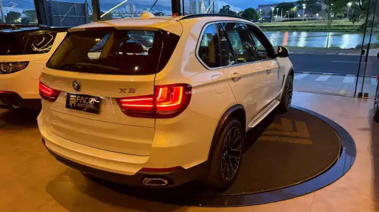 BMW-X5-2018