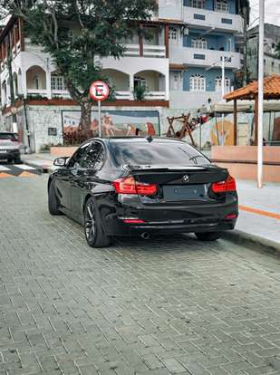 BMW-320i-2.0 16V TURBO ACTIVE FLEX 4P AUTOMÁTICO BMW-320i-2015