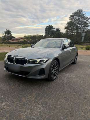 BMW-320i-2023
