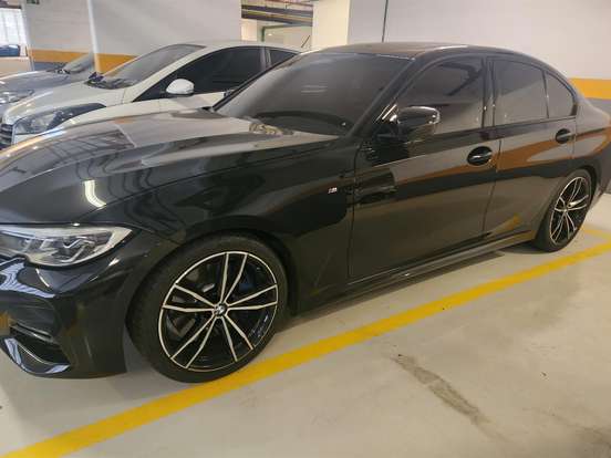 BMW-330i-2.0 16V TURBO GASOLINA M SPORT AUTOMÁTICO BMW-330i-2019