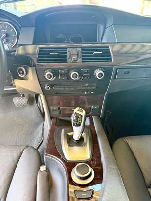 BMW-550i-2008