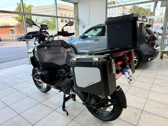 BMW-R 1300 GS ADVENTURE TRIPLE BLACK BMW-R 1300 GS ADVENTURE TRIPLE BLACK-2025