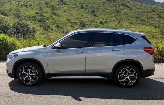 BMW-X1-2.0 16V TURBO ACTIVEFLEX SDRIVE20I X-LINE 4P AUTOMÁTICO BMW-X1-2019