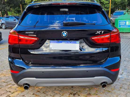 BMW-X1-2.0 16V TURBO ACTIVEFLEX SDRIVE20I X-LINE 4P AUTOMÁTICO BMW-X1-2018