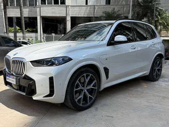BMW-X5-3.0 I6 TURBO HÍBRIDO XDRIVE50E X-LINE AUTOMÁTICO BMW-X5-2023