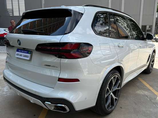 BMW-X5-2023