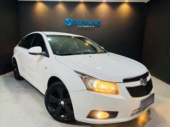 CHEVROLET-CRUZE-2013