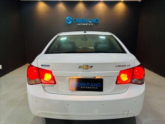 CHEVROLET-CRUZE-2013