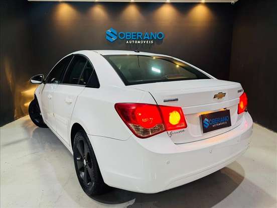CHEVROLET-CRUZE-2013