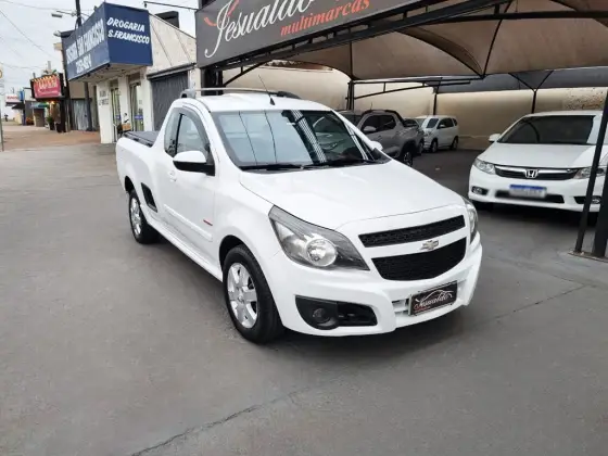 CHEVROLET MONTANA 1.4 MPFI SPORT CS 8V FLEX 2P MANUAL