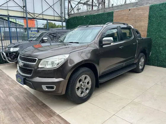 CHEVROLET S10 2.4 LTZ 4X2 CD 8V FLEX 4P MANUAL CHEVROLET S10 2.4 LTZ 4X2 CD 8V FLEX 4P MANUAL