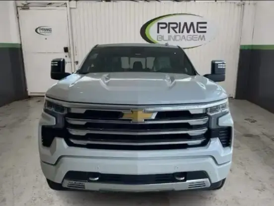CHEVROLET SILVERADO 5.3 V8 GASOLINA 1500 HIGH COUNTRY 4X4 AUTOMÁTICO