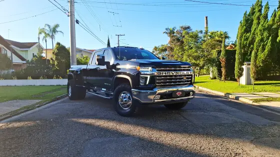 CHEVROLET SILVERADO 6.6 V8 DURAMAX DIESEL 3500HD LTZ CHASSI 4WD AUTOMÁTICO CHEVROLET SILVERADO 6.6 V8 DURAMAX DIESEL 3500HD LTZ CHASSI 4WD AUTOMÁTICO