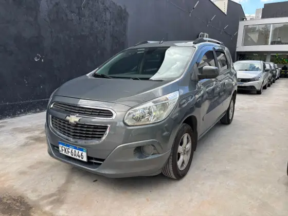 CHEVROLET SPIN 1.8 LT 8V FLEX 4P MANUAL