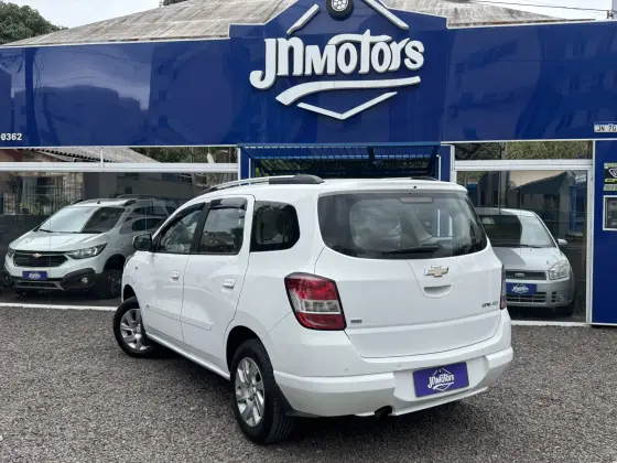 CHEVROLET SPIN 1.8 LTZ 8V FLEX 4P AUTOMÁTICO CHEVROLET SPIN 1.8 LTZ 8V FLEX 4P AUTOMÁTICO