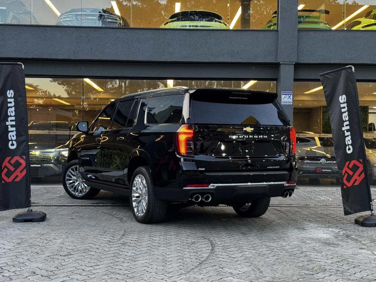 Chevrolet Suburban — foto 7