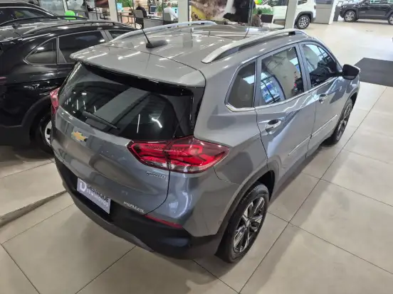 CHEVROLET-TRACKER-2022