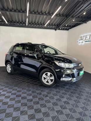 CHEVROLET-TRACKER-2017
