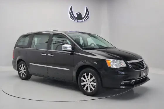 CHRYSLER TOWN & COUNTRY 3.6 LIMITED V6 24V GASOLINA 4P AUTOMÁTICO CHRYSLER TOWN & COUNTRY 3.6 LIMITED V6 24V GASOLINA 4P AUTOMÁTICO