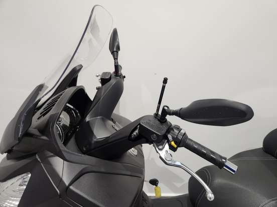 DAFRA-MAXSYM 400i-2023