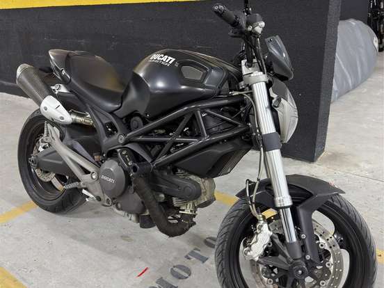 DUCATI-MONSTER 696 DUCATI-MONSTER 696-2010
