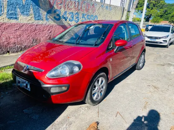 FIAT PUNTO 1.4 ATTRACTIVE 8V FLEX 4P MANUAL FIAT PUNTO 1.4 ATTRACTIVE 8V FLEX 4P MANUAL