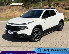 FIAT TORO 2.0 16V TURBO DIESEL ULTRA 4WD AT9 FIAT TORO 2.0 16V TURBO DIESEL ULTRA 4WD AT9
