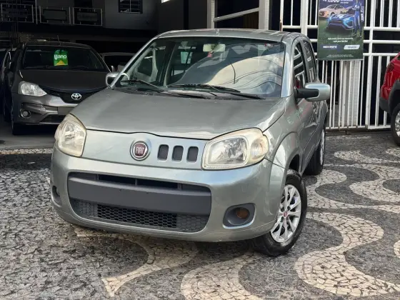 FIAT UNO 1.0 EVO VIVACE 8V FLEX 4P MANUAL