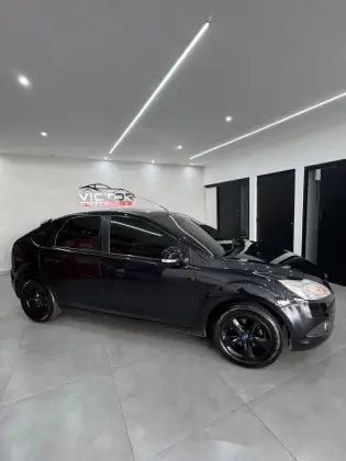 FORD FOCUS 2.0 GLX 16V FLEX 4P MANUAL