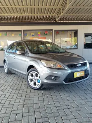 FORD FOCUS 2.0 TITANIUM 16V FLEX 4P POWERSHIFT FORD FOCUS 2.0 TITANIUM 16V FLEX 4P POWERSHIFT
