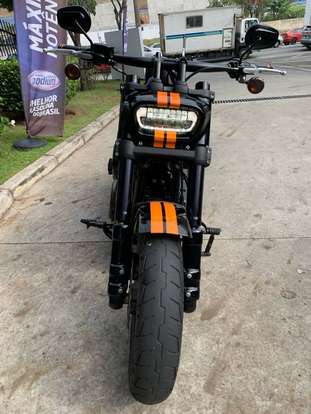 HARLEY-DAVIDSON-SOFTAIL FAT BOB 107-2019