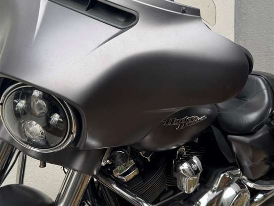 HARLEY-DAVIDSON-STREET GLIDE HARLEY-DAVIDSON-STREET GLIDE-2017