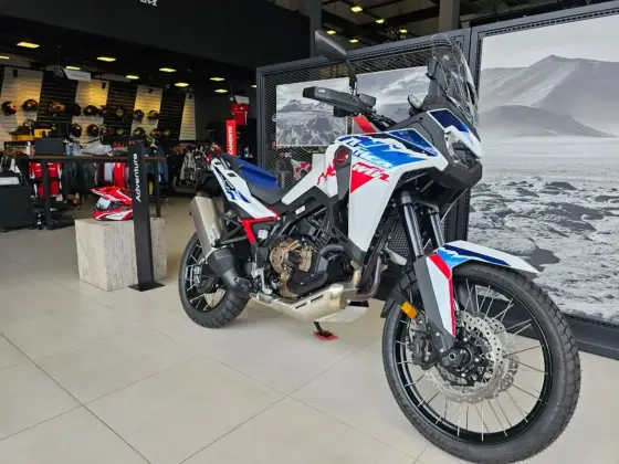 HONDA CRF 1100L AFRICA TWIN ES DCT HONDA CRF 1100L AFRICA TWIN ES DCT