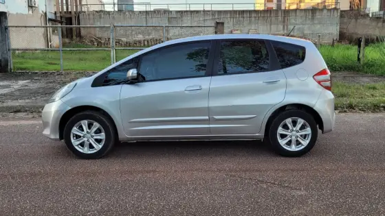 HONDA FIT 1.4 LX 16V FLEX 4P MANUAL HONDA FIT 1.4 LX 16V FLEX 4P MANUAL