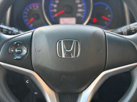 HONDA-FIT-2020