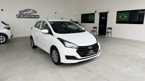 HYUNDAI HB20 1.0 COMFORT 12V FLEX 4P MANUAL HYUNDAI HB20 1.0 COMFORT 12V FLEX 4P MANUAL