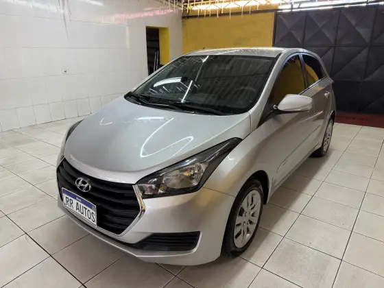HYUNDAI HB20 1.0 COMFORT PLUS 12V FLEX 4P MANUAL HYUNDAI HB20 1.0 COMFORT PLUS 12V FLEX 4P MANUAL