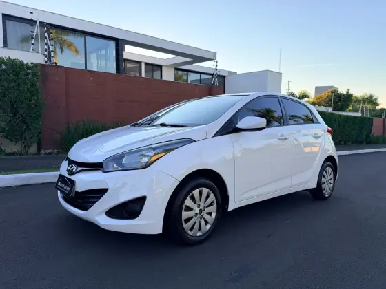 HYUNDAI HB20 1.6 COMFORT 16V FLEX 4P MANUAL HYUNDAI HB20 1.6 COMFORT 16V FLEX 4P MANUAL