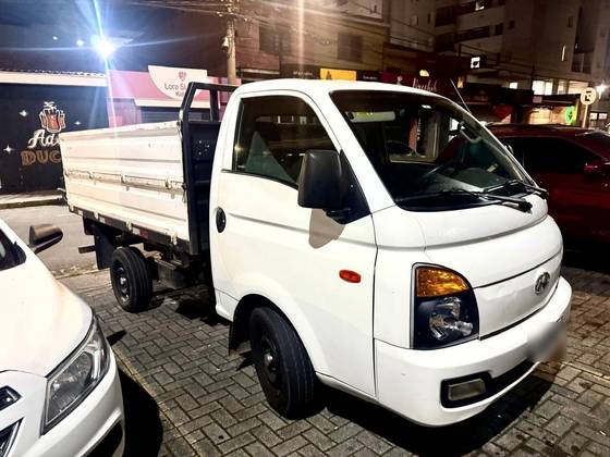 HYUNDAI HR 2.5 LONGO SEM CAÇAMBA 4X2 16V 130CV TURBO INTERCOOLER DIESEL 2P MANUAL