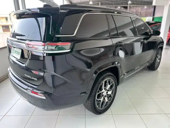 JEEP-COMMANDER-2023